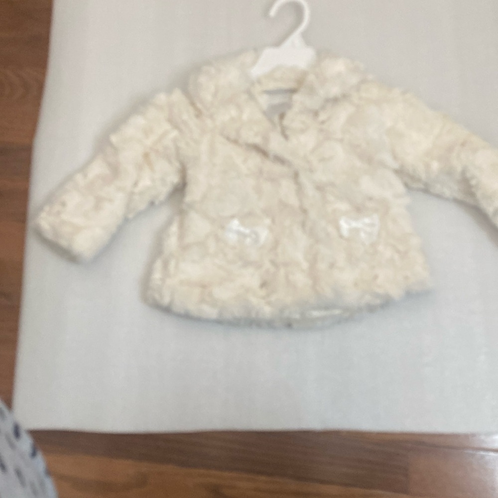 Wendy Bellissimo white fluffy coat